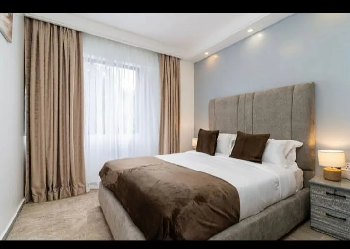 Two bedroom apartment in Riverside Drive